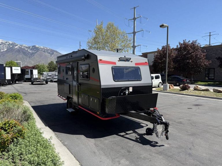 Expandable Freedom: Your Lightweight Pop-Up Camper Adventure Companion