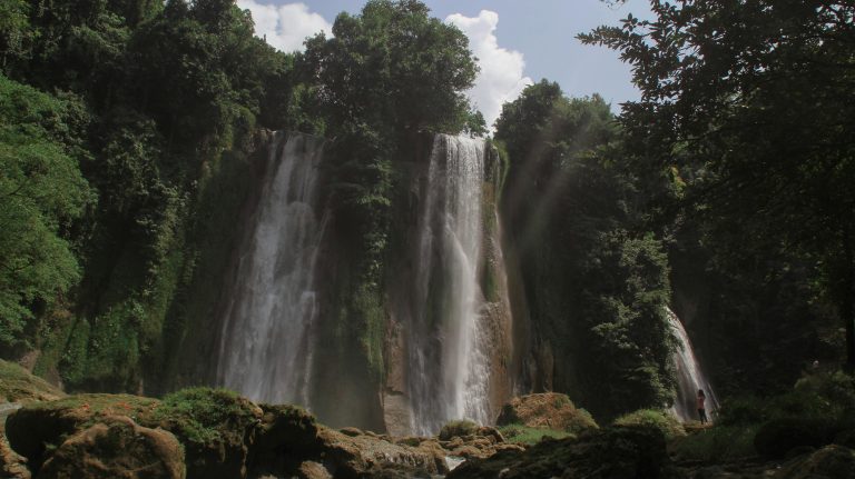 How to Choose Your First Travel Trailer: Beginner Guide