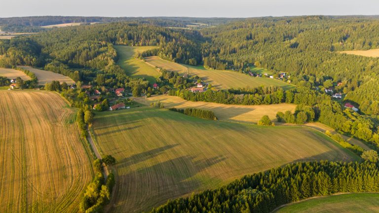 Campers for Sale: How to Choose the Right Camper