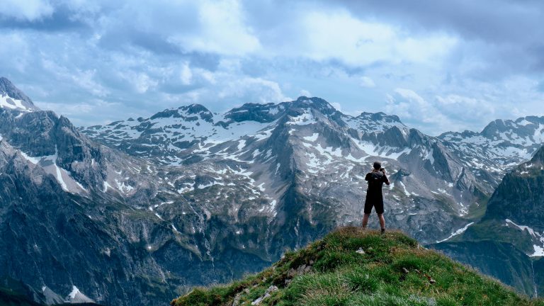 Off Road Trail GPS Guide for Safe Navigation