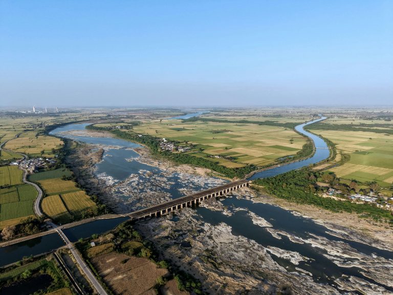 Small Camper with Toy Hauler: Buyer’s Guide